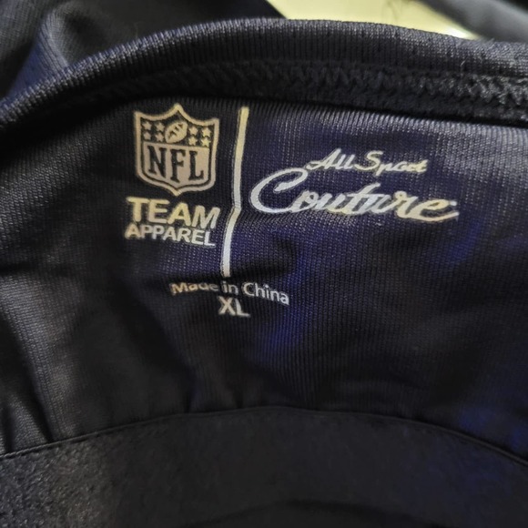 Los Angeles Chargers NFL Blue Top Size XL with Built in Bra nwot - Picture 4 of 6